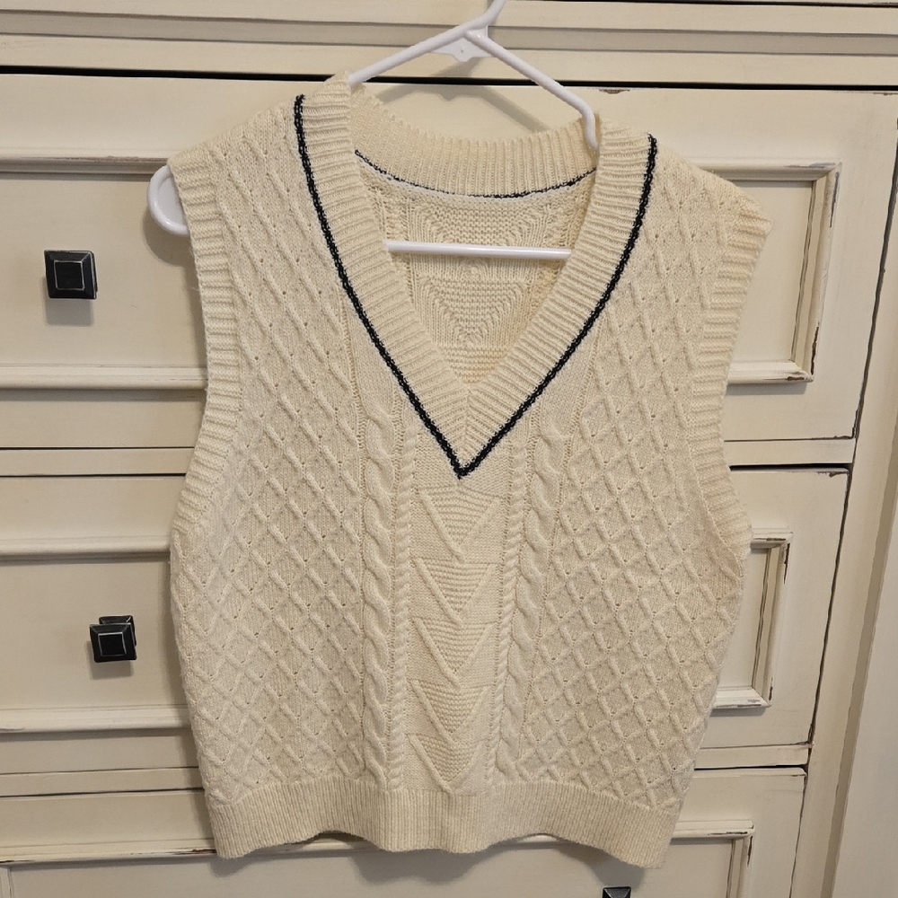 SHEIN Cream V-Neck Sweater Vest